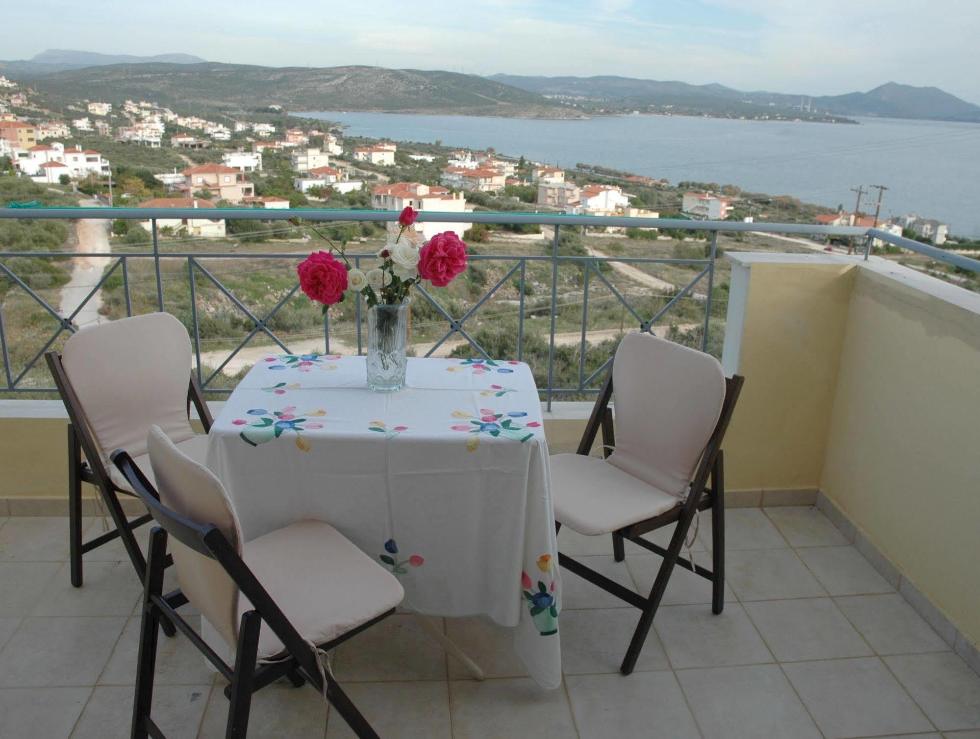 Villa Christine - Maisonettes With Fireplace Aliveri Exterior photo